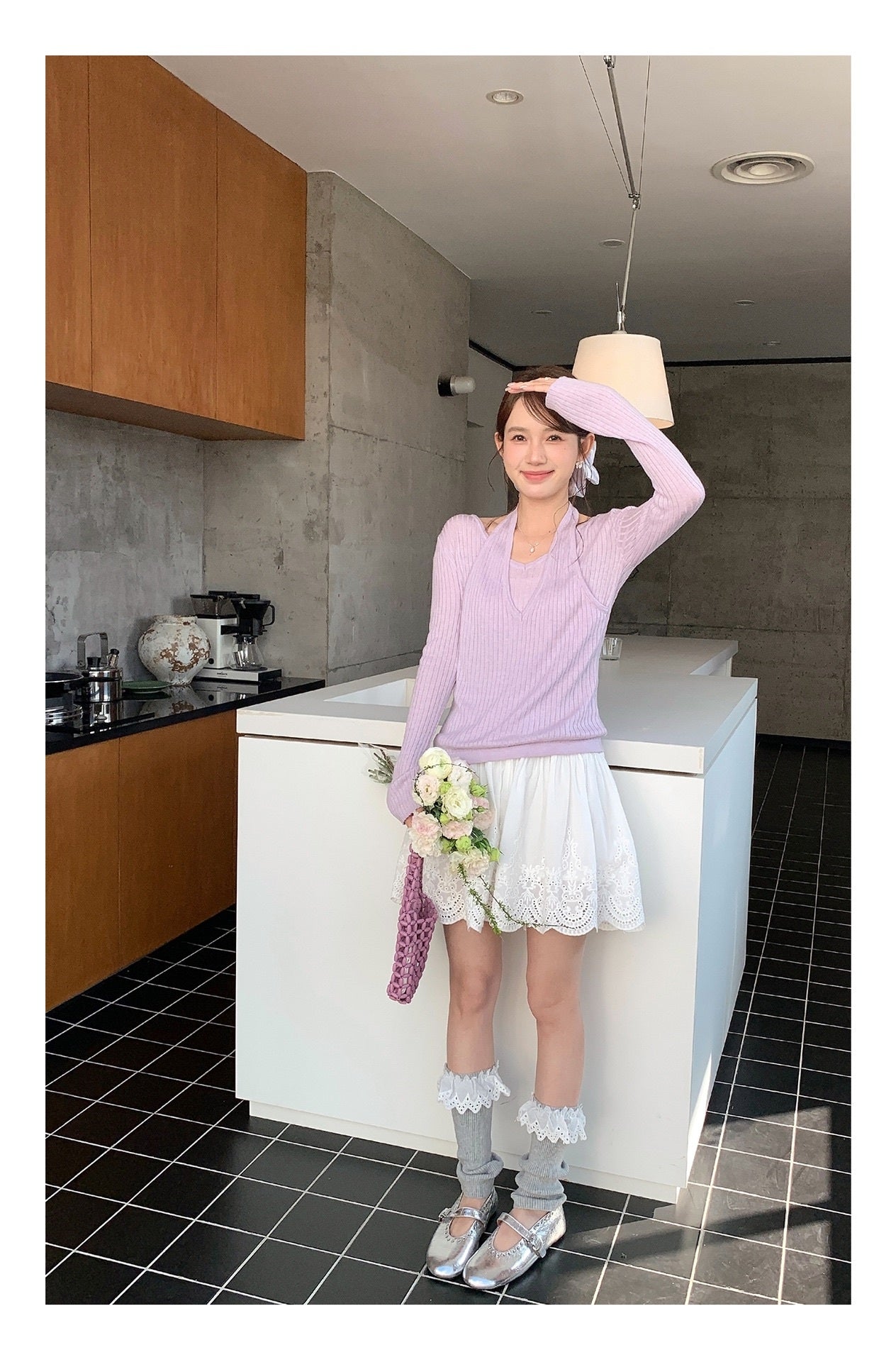 フェイクレイヤードホルターネックリブニット