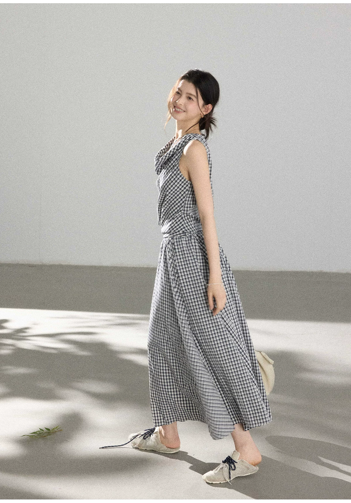 ギンガムチェックドレープノースリーブ×スカートセットアップ