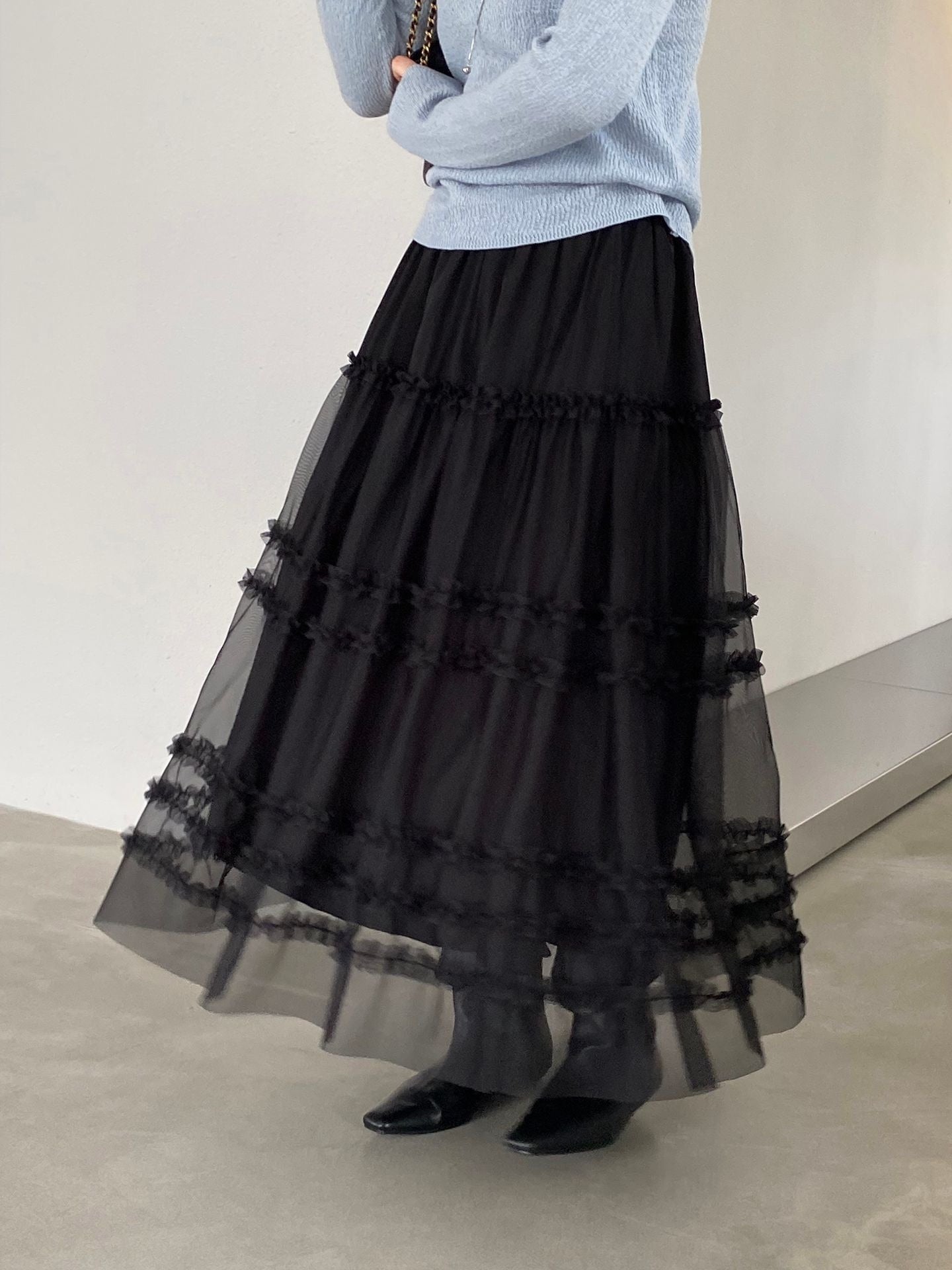 エアリーフリルチュールロングスカート