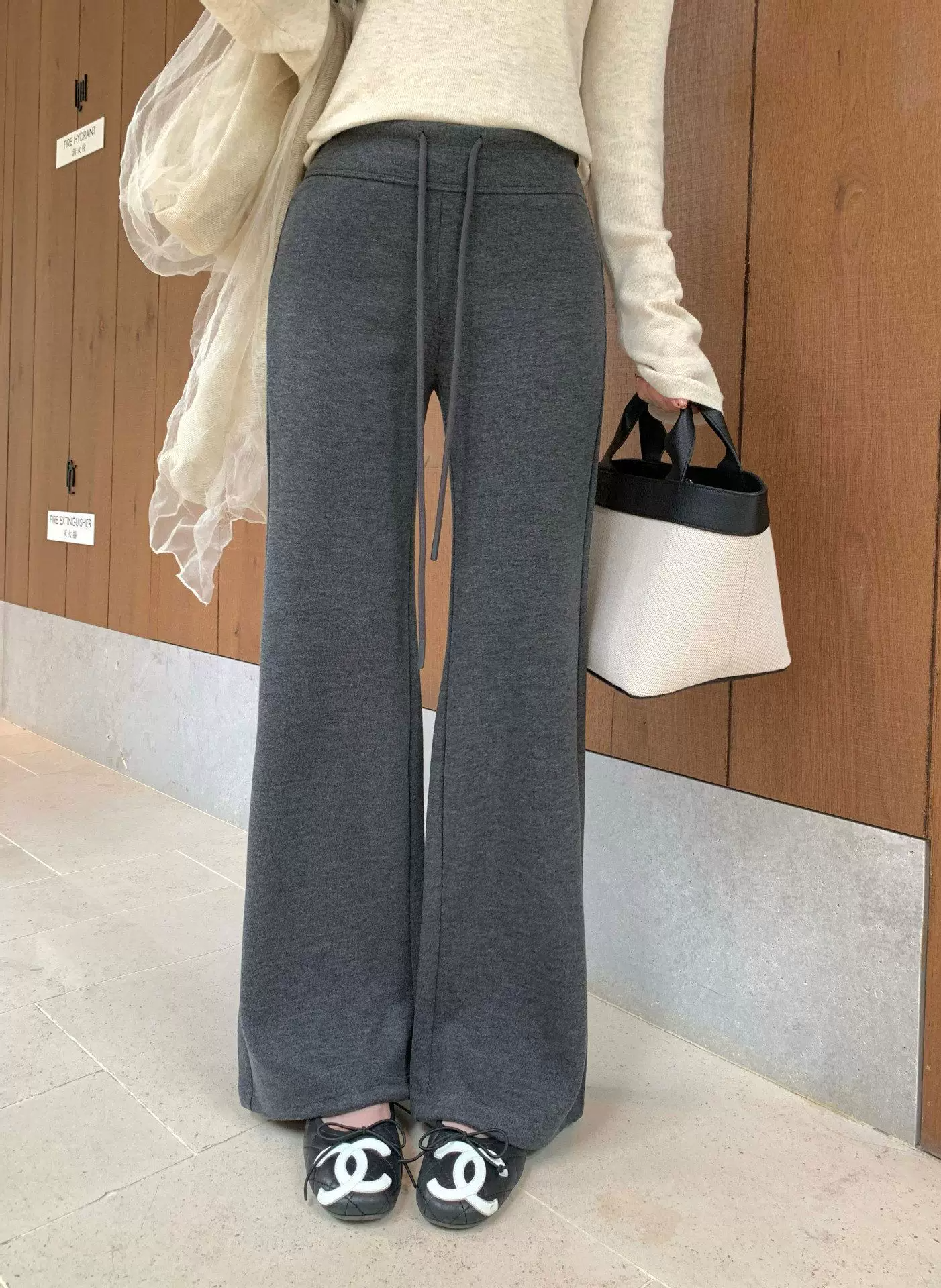 ドローストリングソフトタッチワイドパンツ