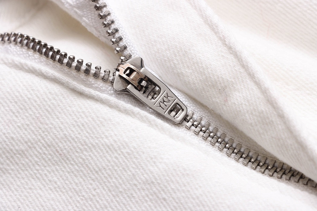 ホワイトストレートデニム