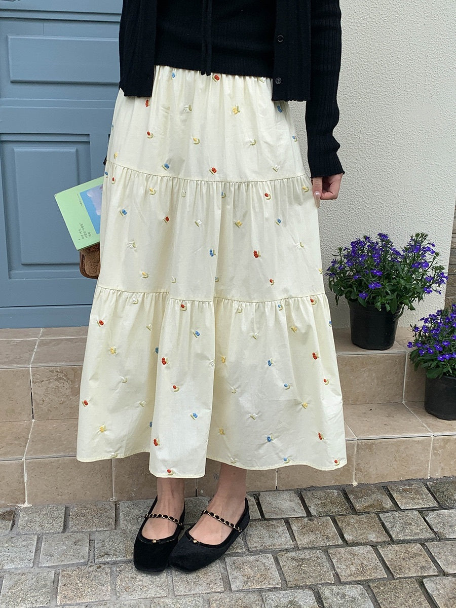 フラワーガーデン刺繍ティアードスカート