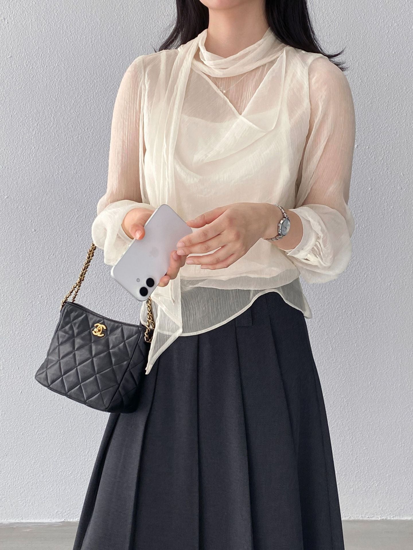 スカーフ付きウエストシャーリングシフォンブラウス