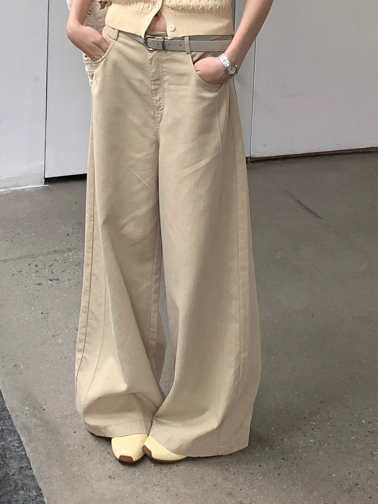 ハイウエストコットンワイドストレートパンツ