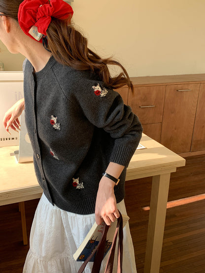 ポニーモチーフ刺繍ニットカーディガン