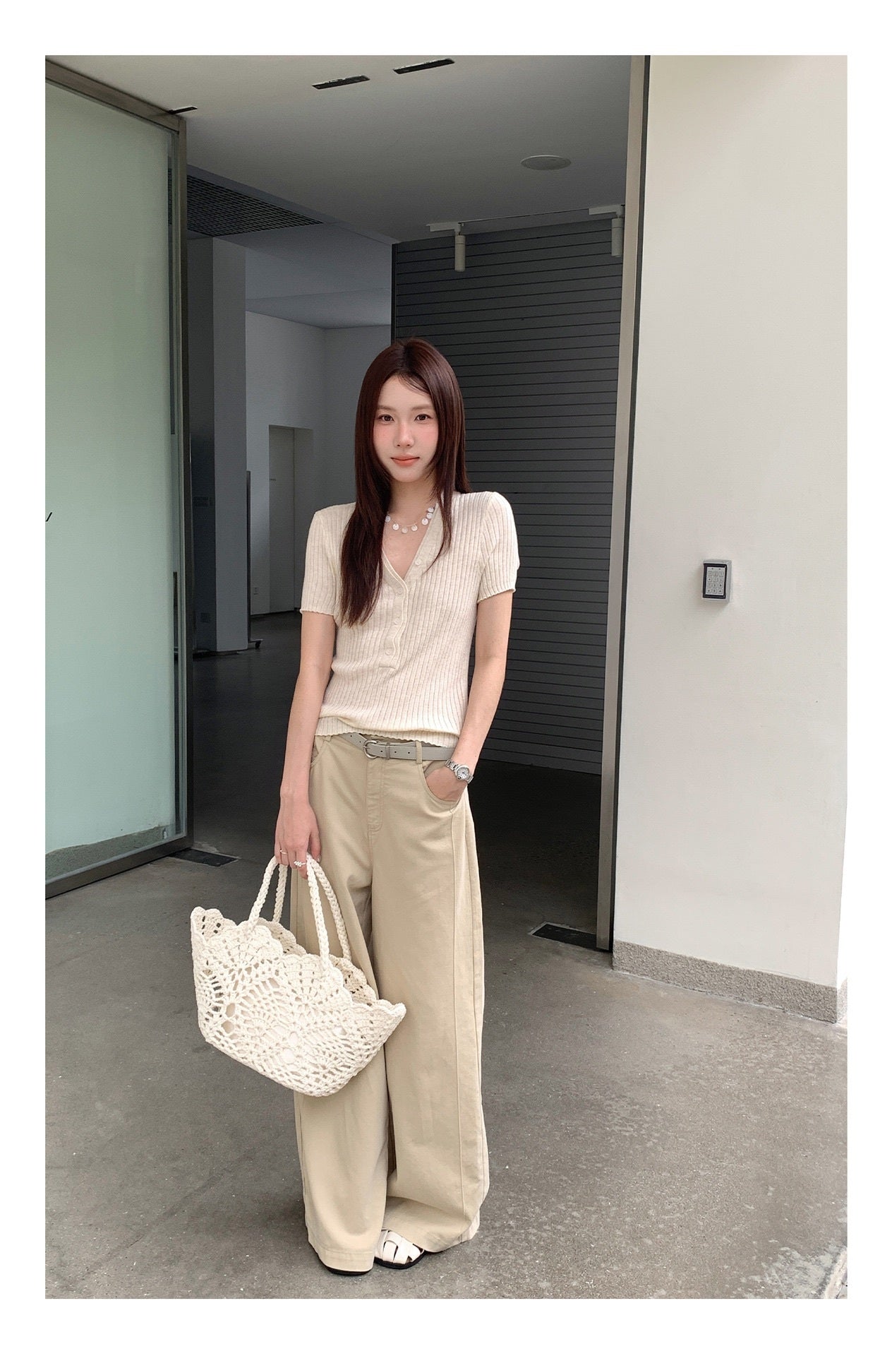 ハイウエストコットンワイドストレートパンツ